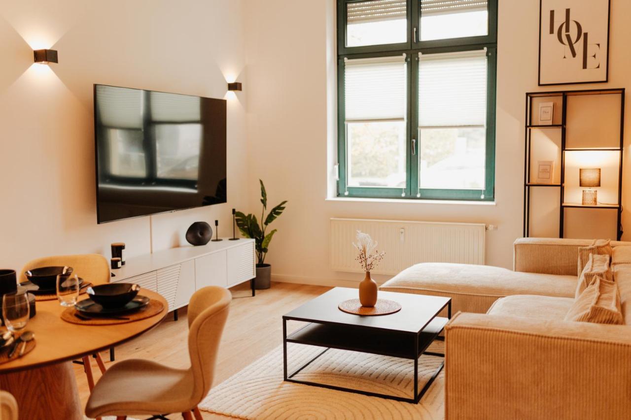Design Apartment Stadtfeld-Ost Mit Netflix & 2 Schlafzimmern Magdeburg Exterior photo